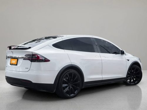 2018-tesla-model-x-60d-9p0720v-slide-thumbnail-11