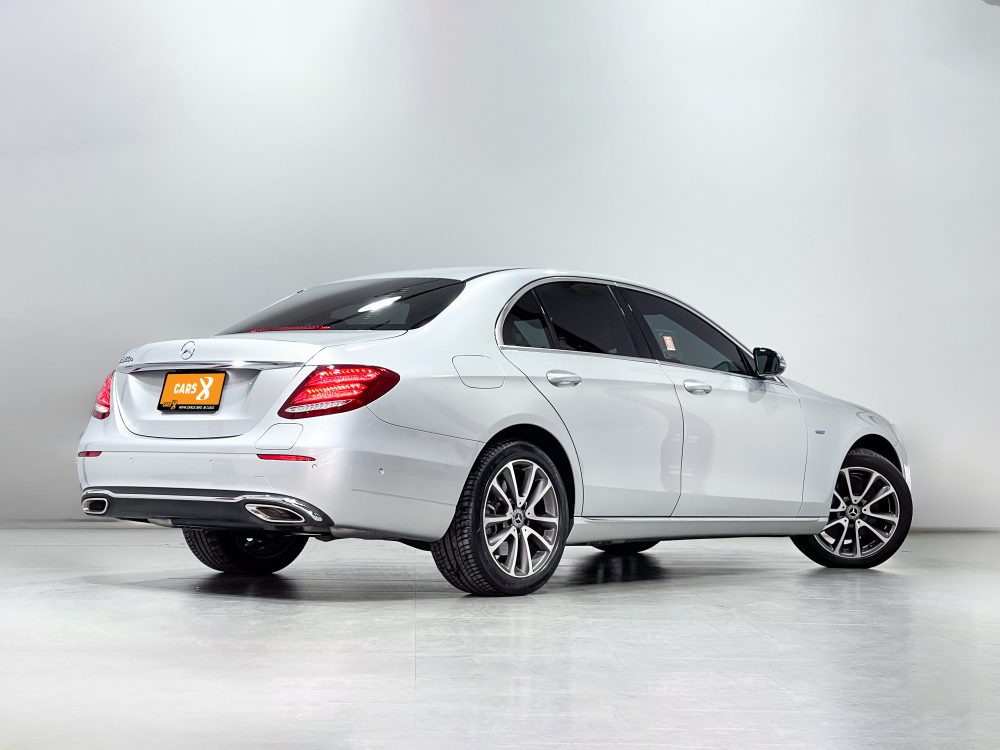 2019 MERCEDES-BENZ E350 2.0 E AVANTGARDE [9P0706] - 16