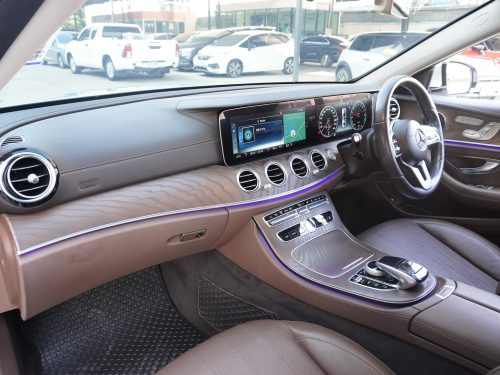 2019-mercedes-benz-e350-2-0-e-exclusive-9p0714-slide-thumbnail-4