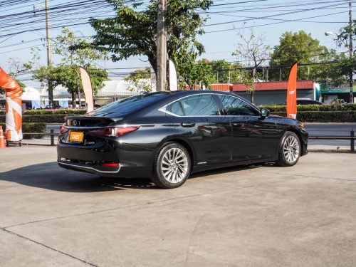 2019-lexus-es300h-2-5-grand-luxury-9p0711-slide-thumbnail-0