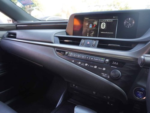 2019-lexus-es300h-2-5-grand-luxury-9p0711-slide-thumbnail-2