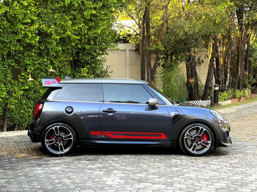 2022-mini-cooper-2-0-john-cooper-works-gp-202408111-slide-thumbnail-5