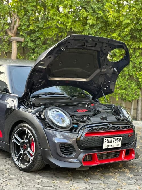 2022-mini-cooper-2-0-john-cooper-works-gp-202408111-slide-thumbnail-6