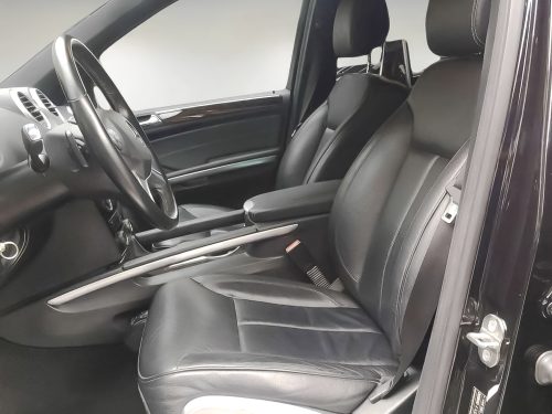 2012-mercedes-benz-gl350-3-0-cdi-4wd-9p0602v-slide-thumbnail-3