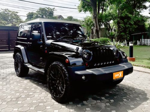2013-jeep-wrangler-2-8-crd-4wd-9p0733v-slide-thumbnail-2