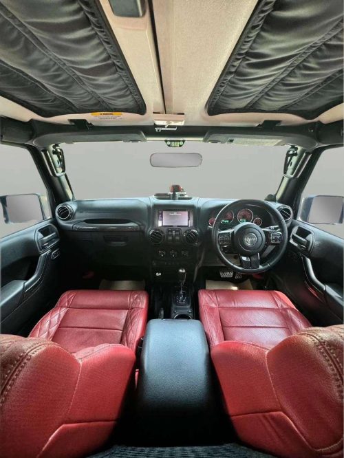 2013-jeep-wrangler-2-8-crd-4wd-9p0733v-slide-thumbnail-13