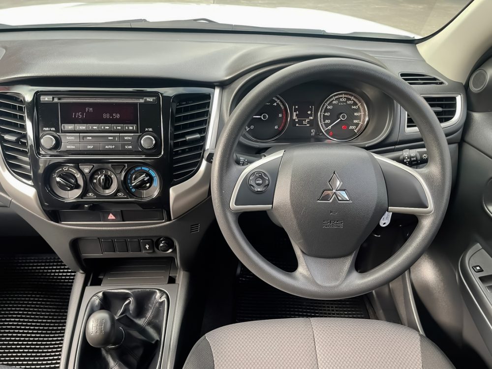 2023 MITSUBISHI TRITON 2.5 GLX [1P1865] - 4