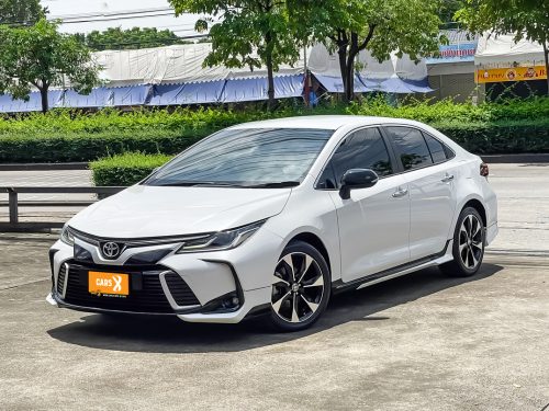 2020-toyota-corolla-altis-1-8-gr-sport-1p1799-slide-thumbnail-0