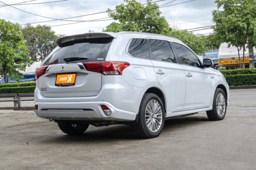 2021-mitsubishi-outlander-phev-2-4-gt-premium-4wd-9p0756-slide-thumbnail-2