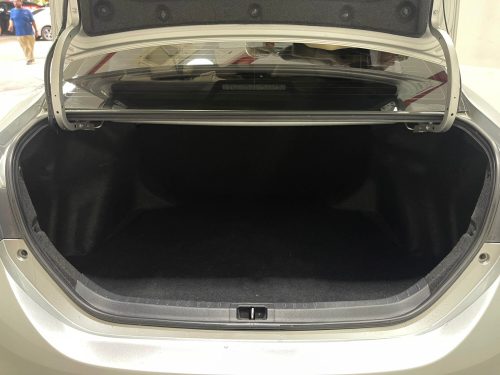 2019-toyota-corolla-altis-1-6-g-1p1919-slide-thumbnail-7