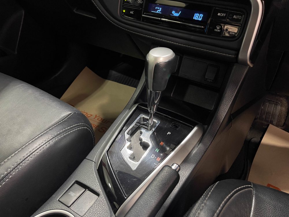 2019 Toyota COROLLA ALTIS 1.8 ESPORT [2C0024] - 19