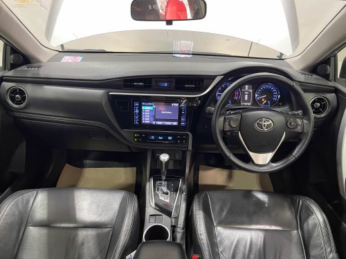 2019-toyota-corolla-altis-1-8-esport-1p2002-slide-thumbnail-20