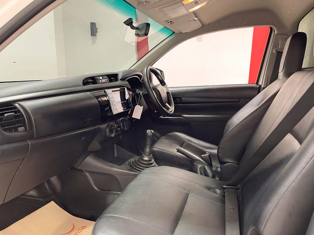 2019 TOYOTA HILUX REVO 2.4 J [1P1997]* - 7