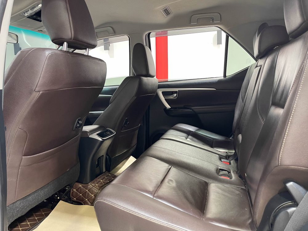 2019 Toyota FORTUNER 2.4 V 4WD [1P2011]* - 21