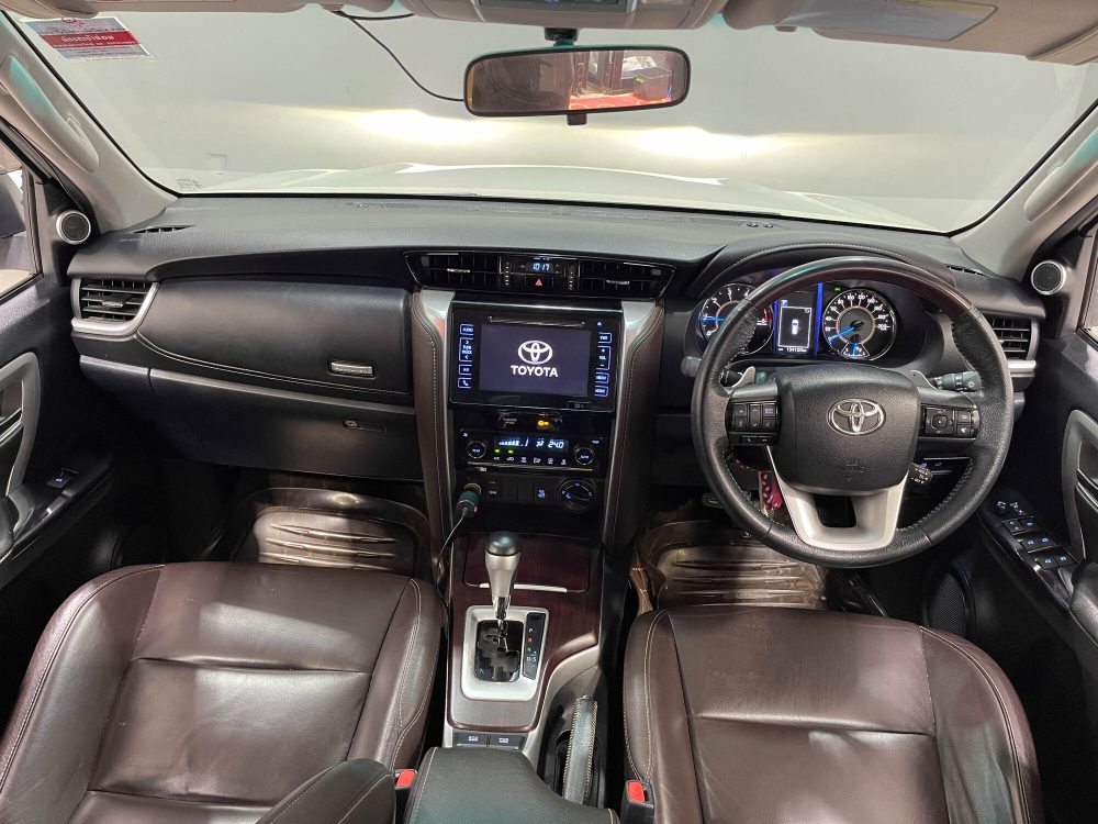 2019 Toyota FORTUNER 2.4 V 4WD [1P2011]* - 22
