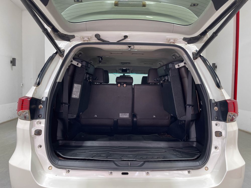 2019 Toyota FORTUNER 2.4 V 4WD [1P2011]* - 2