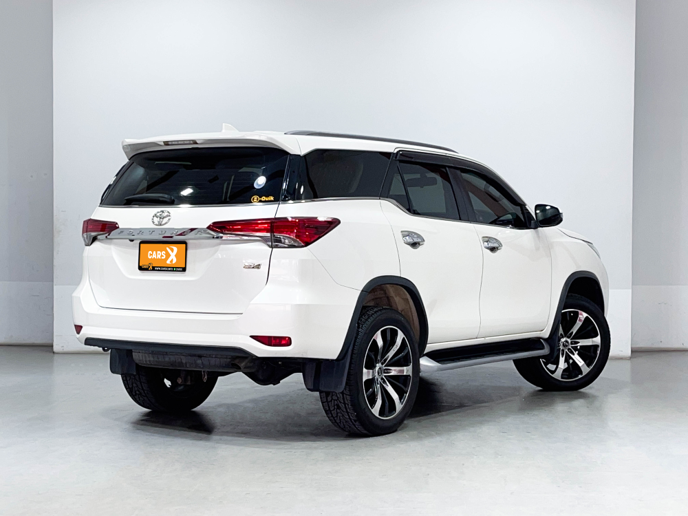2019 Toyota FORTUNER 2.4 V 4WD [1P2011]* - 24