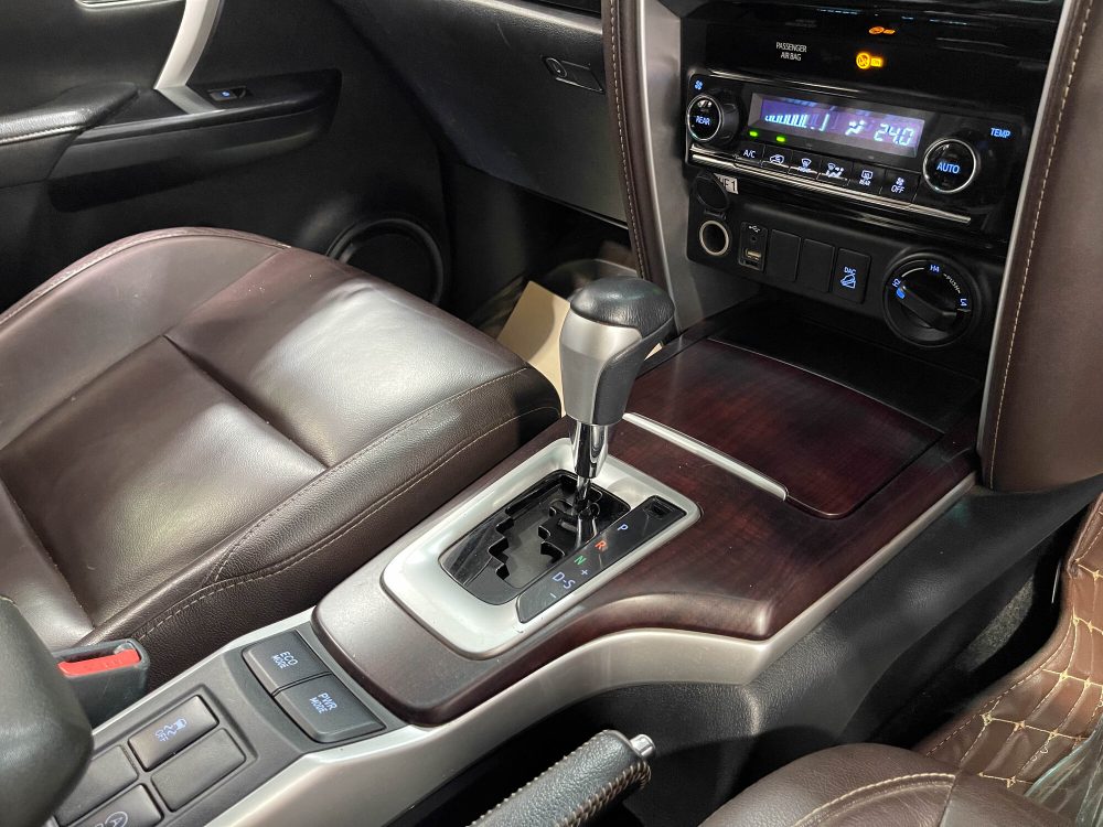 2019 Toyota FORTUNER 2.4 V 4WD [1P2011]* - 17