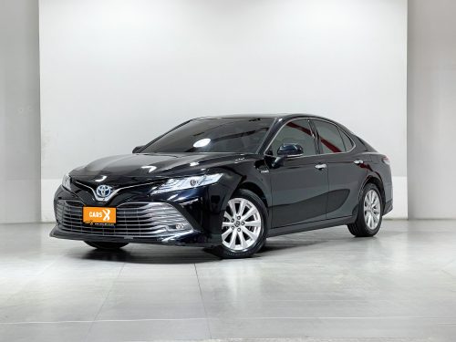 2019-toyota-camry-2-5-hybrid-1p1934-slide-thumbnail-0
