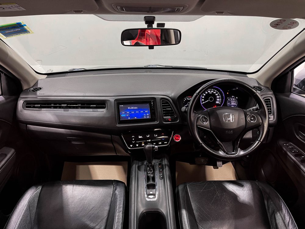 2018 Honda HR-V 1.8 E [1P1899]* - 11