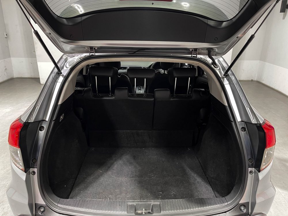2018 Honda HR-V 1.8 E [1P1899]* - 6