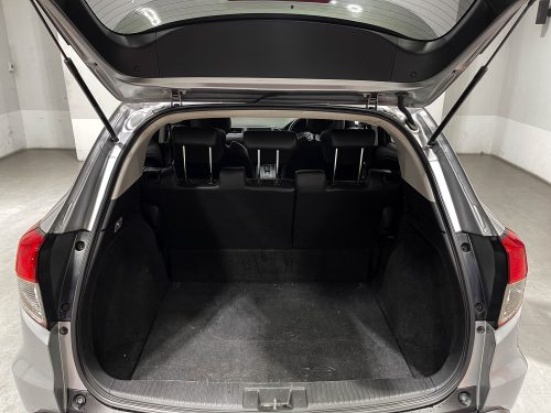 2018-honda-hr-v-1-8-e-1p1899-slide-thumbnail-5