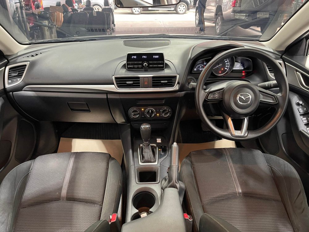 2019 Mazda 3 2.0 E [1P1992] - 4