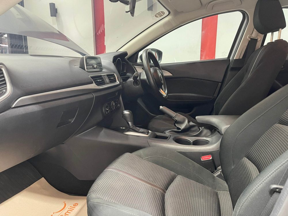 2019 Mazda 3 2.0 E [1P1992] - 2