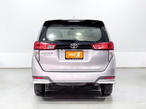 2021-toyota-innova-2-8-crysta-1p2017-slide-thumbnail-0