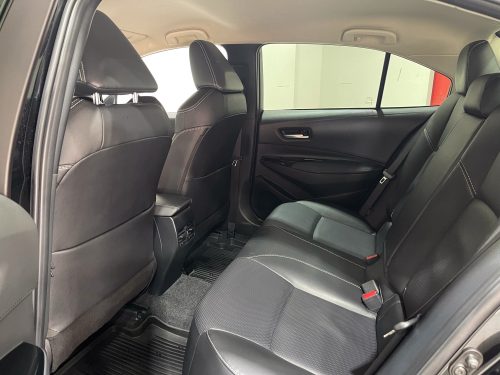 2021-toyota-corolla-altis-1-8-sport-1p1863-slide-thumbnail-8