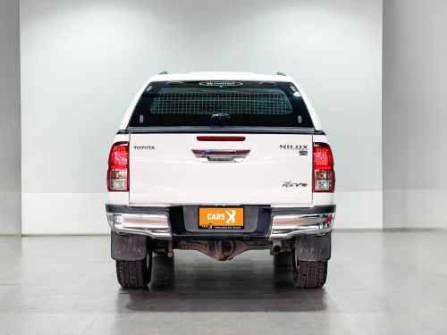 2019-toyota-hilux-revo-2-4-e-plus-4wd-1p1944-slide-thumbnail-4
