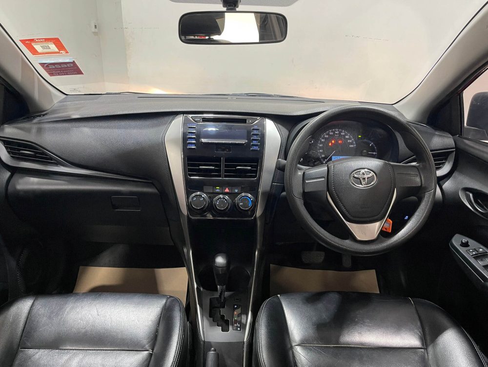 2018 Toyota YARIS ATIV 1.2 J [1P1984] - 3