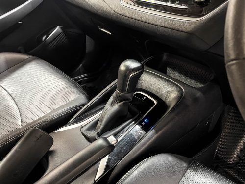 2020-toyota-corolla-altis-1-6-g-9p0779-slide-thumbnail-6
