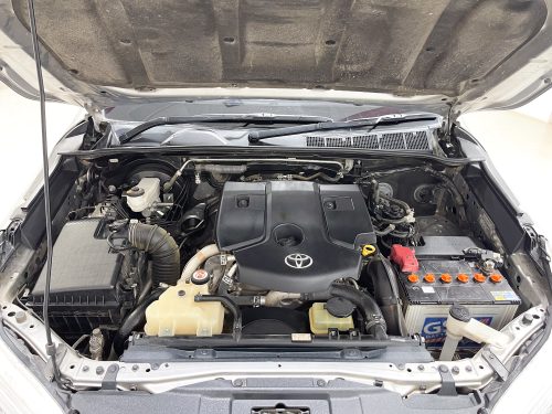 2020-toyota-hilux-revo-2-8-g-rocco-prerunner-1p1931-slide-thumbnail-3