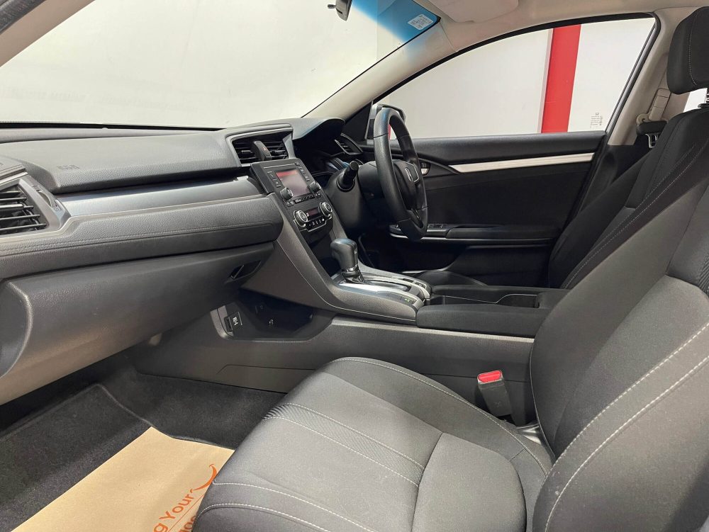 2018 Honda CIVIC 1.8 E [2S0004]* - 8