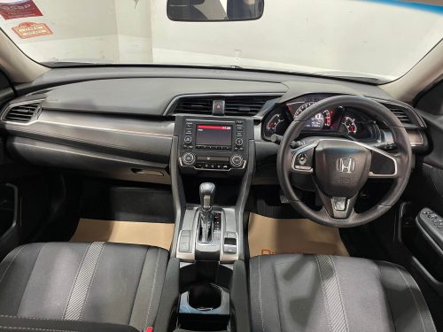 2018-honda-civic-1-8-e-1p1990-slide-thumbnail-9