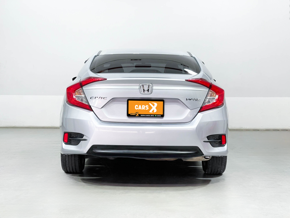 2018 Honda CIVIC 1.8 E [2S0004]* - 4