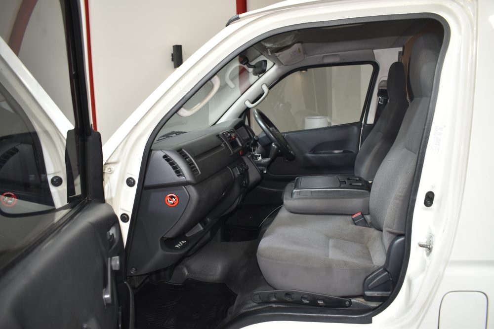 2017 Toyota HIACE 3.0 ECONOMY [1P1760]* - 8