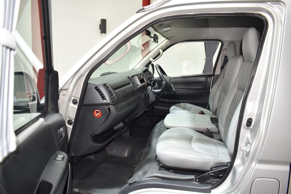 2018 TOYOTA COMMUTER 3.0 D4D [1P1996] - 5