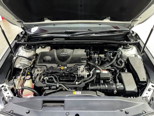 2019-toyota-camry-2-5-hybrid-1p1920-2-slide-thumbnail-3
