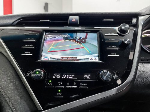 2019-toyota-camry-2-5-hybrid-1p1920-2-slide-thumbnail-7