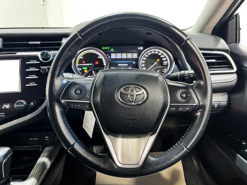 2019-toyota-camry-2-5-hybrid-1p1920-2-slide-thumbnail-14
