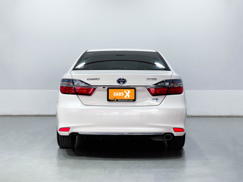 2018-toyota-camry-2-5-hybrid-premium-9p0759-slide-thumbnail-0