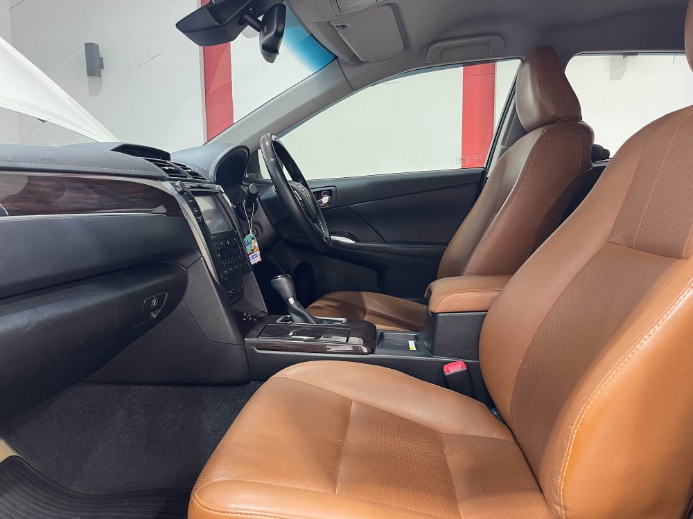 2018 TOYOTA CAMRY 2.5 HYBRID PREMIUM [9P0759]* - 2