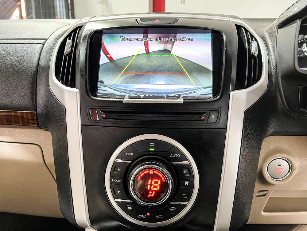 2019 ISUZU MU-X 3.0 DVD [9P0789]* - 12
