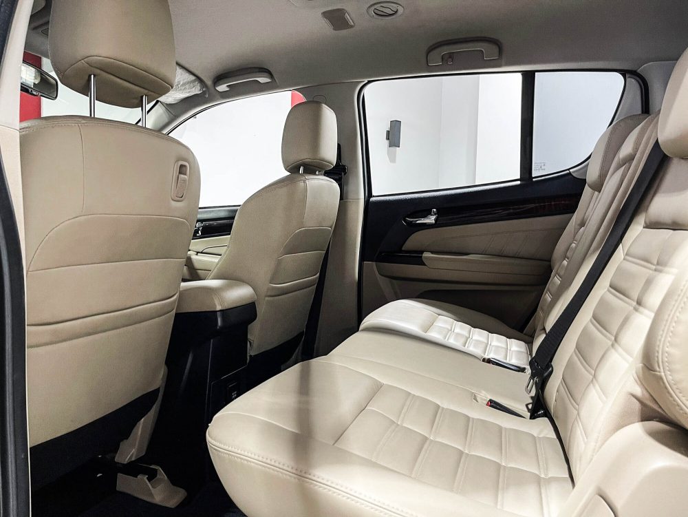 2019 ISUZU MU-X 3.0 DVD [9P0789]* - 4