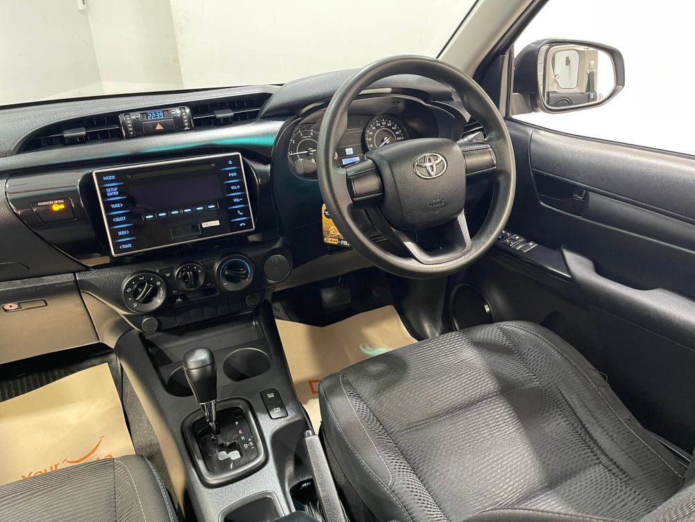 2019 TOYOTA HILUX REVO 2.4 J PLUS [1P1977]* - 9
