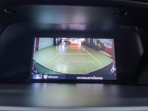 2017-honda-accord-2-0-hybrid-tech-1p1894-slide-thumbnail-3