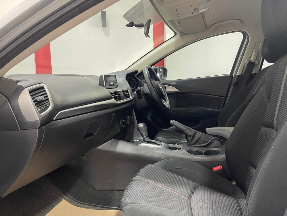 2019 MAZDA 3 2.0 E [2N0022] - 7