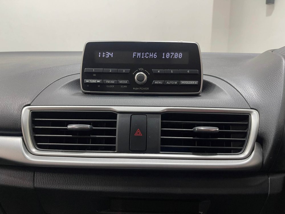 2019 MAZDA 3 2.0 E [2N0022] - 8